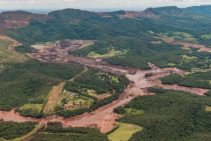 Barragem de Brumadinho MG