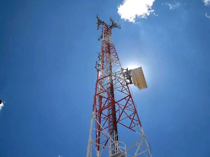 Torre de telecomunicações