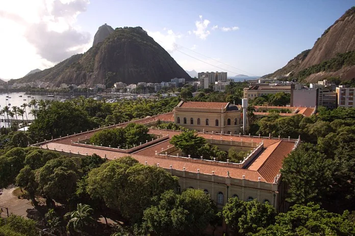 Universidade Federal do Rio de Janeiro (UFRJ)